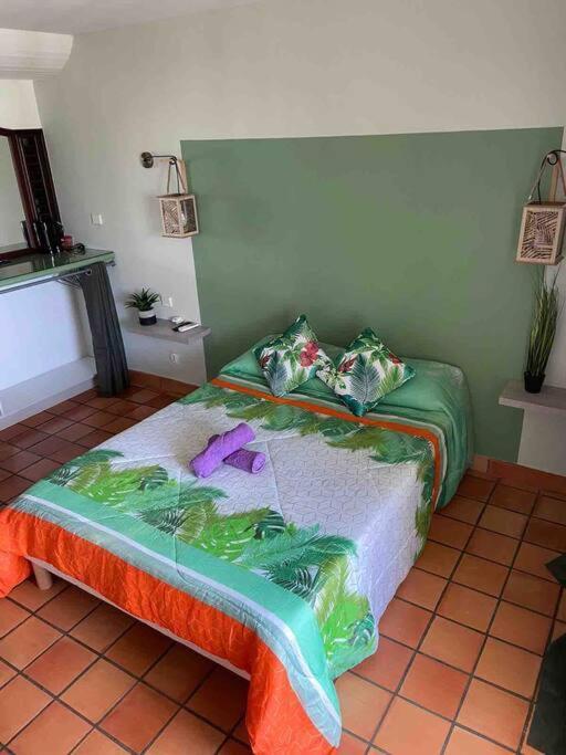 Studio Paisible Avec Piscine, Pas Loin De La Plage La Trinite Ngoại thất bức ảnh